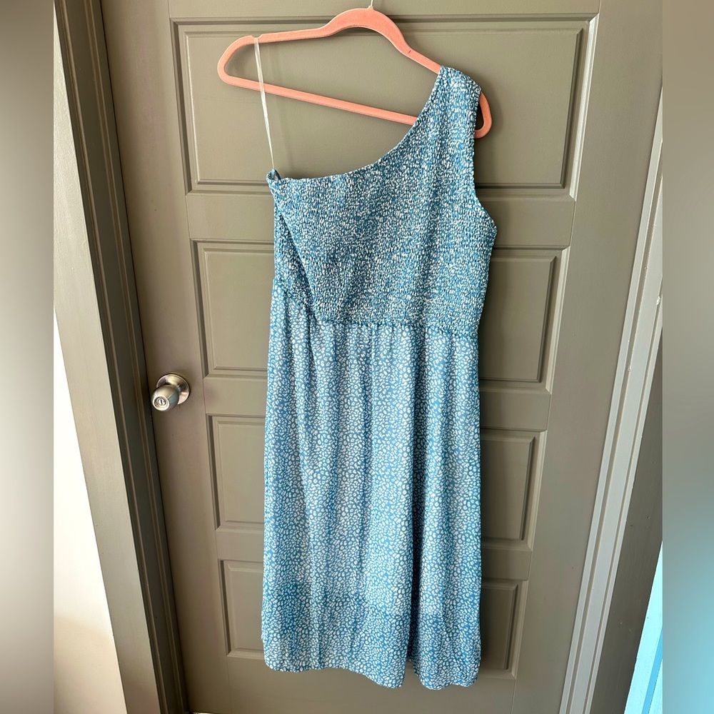 Blue chiffon midi dress